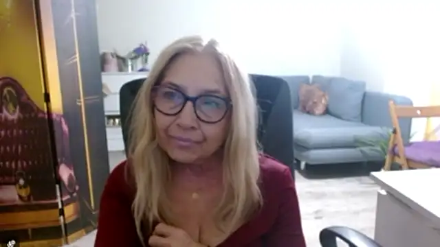 sofia xkiss online show from 13, 1, 2026