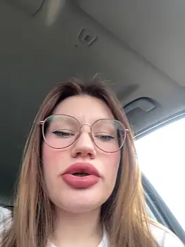 justmila online show from 17, 2, 2025