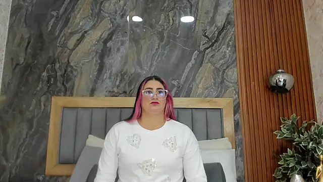 Snapshot of BellaPeers_ chatting on 10, 2, 2025 BellaPeers online show from 10, 2, 2025