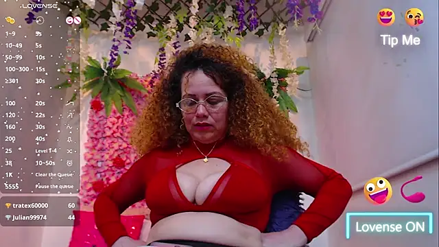 BLONDE SEXYHOT online show from 10, 1, 2026