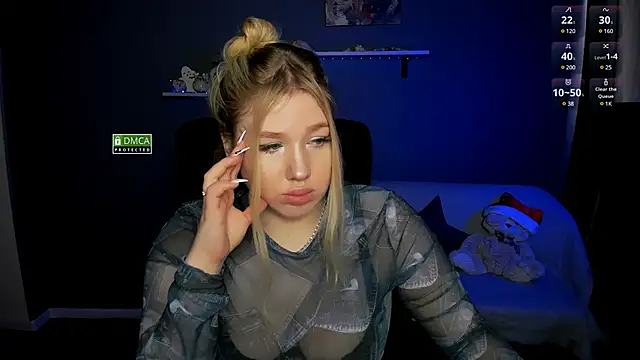 juli kisss online show from 6, 2, 2025