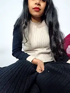 Snapshot of catreena chatting on 1, 1, 2025 catreena online show from 1, 1, 2025