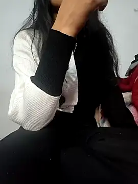 Snapshot of catreena chatting on 10, 1, 2025 catreena online show from 10, 1, 2025