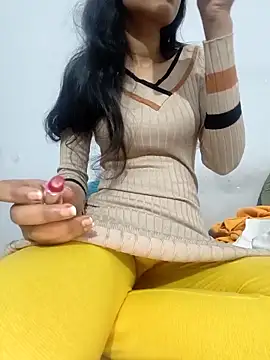 Snapshot of catreena chatting on 16, 11, 2025 catreena online show from 16, 11, 2025