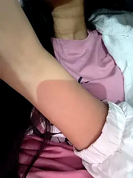 Snapshot of catreena chatting on 13, 12, 2025 catreena online show from 13, 12, 2025