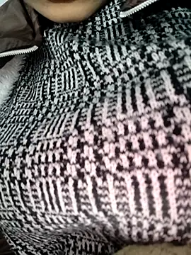 Snapshot of catreena chatting on 21, 12, 2025 catreena online show from 21, 12, 2025