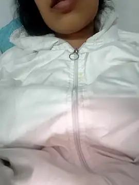 Snapshot of catreena chatting on 16, 1, 2026 catreena online show from 16, 1, 2026