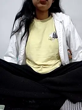 Snapshot of catreena chatting on 3, 2, 2026 catreena online show from 3, 2, 2026