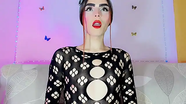 TatiGil online show from 9, 7, 2026