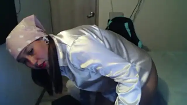 Skarlet Adams28 online show from 24, 11, 2025