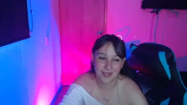 Skarlet Adams28 online show from 30, 3, 2026