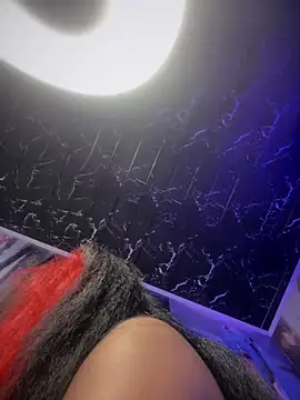 Snapshot of Thyana_LS chatting on 10, 1, 2025 Thyana LS online show from 10, 1, 2025