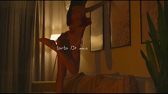 Snapshot of wowmolly chatting on 19, 11, 2025 wowmolly online show from 19, 11, 2025