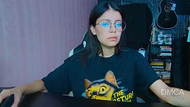 Snapshot of Drea_Foox chatting on 25, 9, 2025 Drea Foox online show from 25, 9, 2025