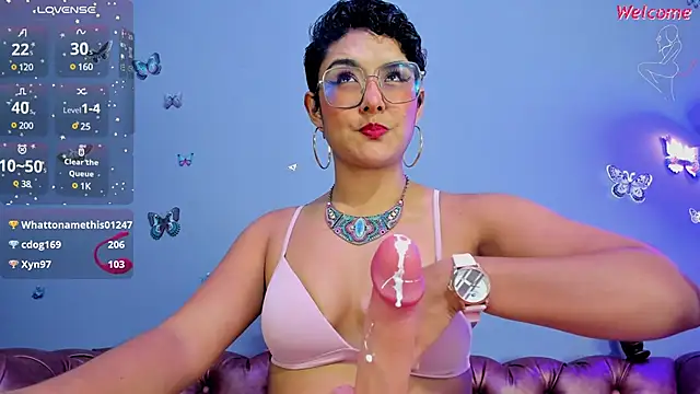 Kaira mosse online show from 12, 3, 2025