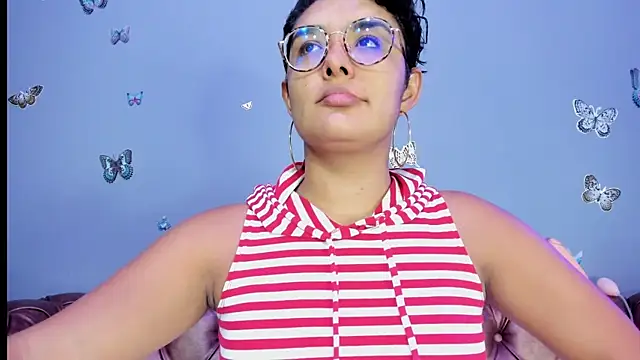 Kaira mosse online show from 16, 11, 2025