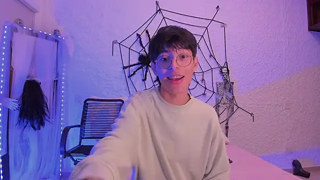 alexandersawyer online show from 6, 10, 2025