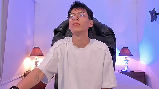 alexandersawyer online show from 25, 11, 2025