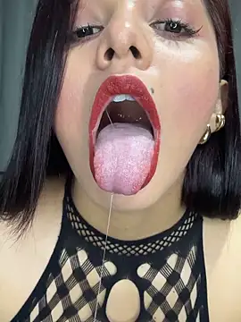 Melanyprada online show from 2, 3, 2026