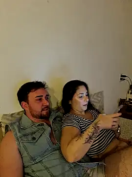CoelhinhaGostosa online show from 19, 4, 2026