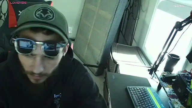 XMeF10 online show from 14, 2, 2025