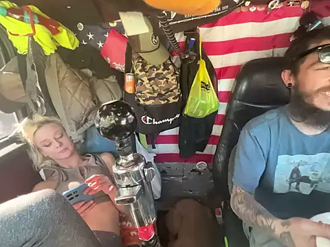 XMeF10 online show from 5, 1, 2026