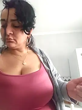 paulinaDiaz1 online show from 10, 2, 2026