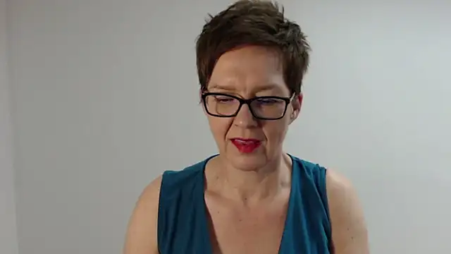 Sofie69Velvet online show from 16, 1, 2026