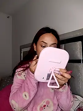 Emiily Bills online show from 29, 4, 2026