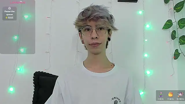  Jakke online show from 3, 1, 2025