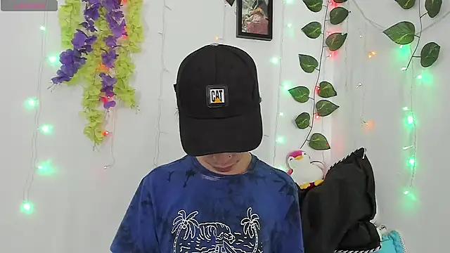  Jakke online show from 5, 1, 2025