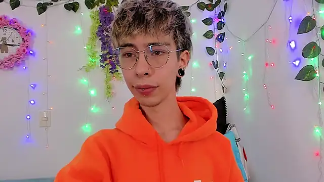  Jakke online show from 22, 1, 2025