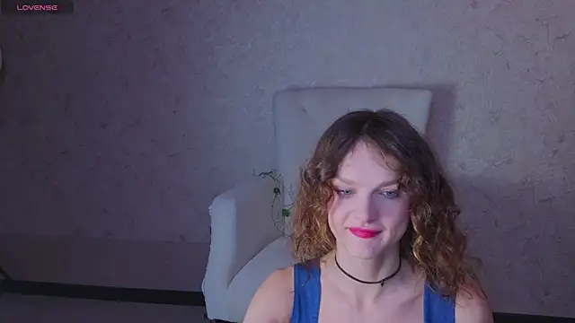 Snapshot of Soo_dreamy chatting on 4, 10, 2025 Soo dreamy online show from 4, 10, 2025