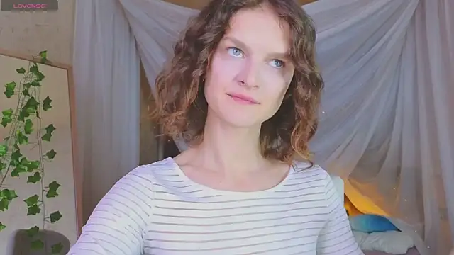 Snapshot of Soo_dreamy chatting on 7, 2, 2026 Soo dreamy online show from 7, 2, 2026