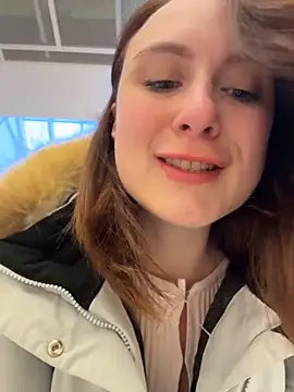 Dina Tease online show from 8, 2, 2026