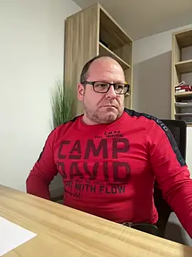 coupleLatinaLovers online show from 13, 12, 2024