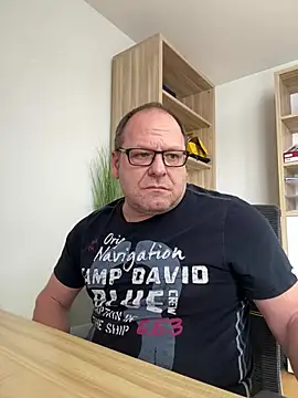 coupleLatinaLovers online show from 31, 12, 2024