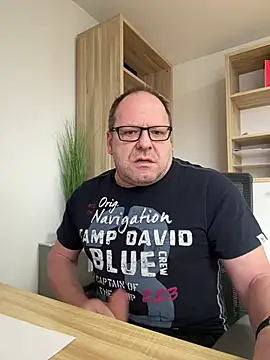 coupleLatinaLovers online show from 11, 2, 2025