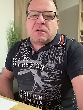 coupleLatinaLovers online show from 21, 2, 2025