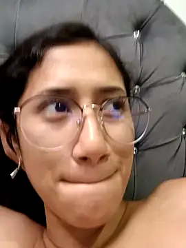 Snapshot of KaitlynLoveCam chatting on 2, 2, 2025 KaitlynLoveCam online show from 2, 2, 2025