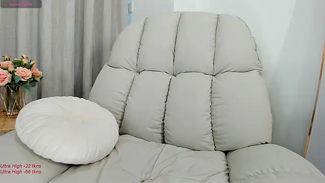 yumisunn online show from 9, 3, 2025