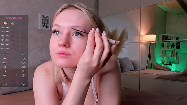 Snapshot of MaydaFoulk chatting on 7, 2, 2025 MaydaFoulk online show from 7, 2, 2025