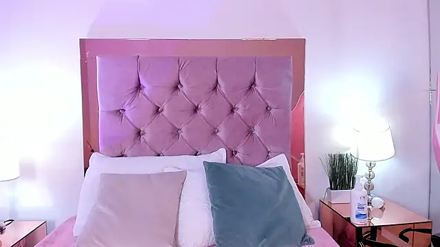 melanie hills online show from 12, 2, 2026