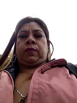 Laura-Hernandez online show from 31, 10, 2025