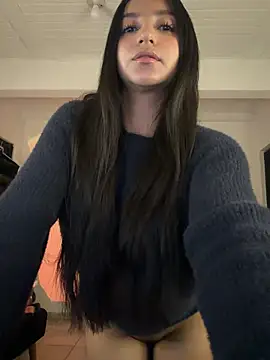 Snapshot of aly_golden_ chatting on 18, 6, 2026 aly golden online show from 18, 6, 2026