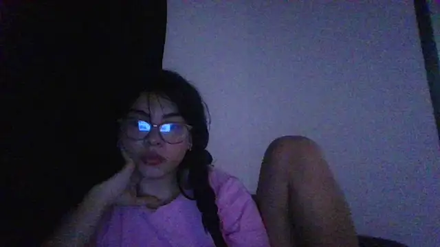 Kiri Cutee online show from 7, 2, 2025