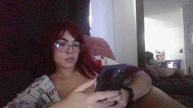 Kiri Cutee online show from 4, 3, 2025