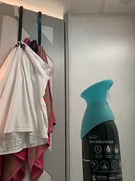 Snapshot of NewKing100 chatting on 6, 11, 2025 NewKing100 online show from 6, 11, 2025