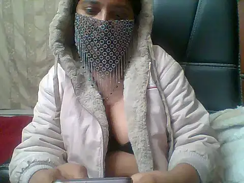 Snapshot of kamayanisingh24 chatting on 20, 1, 2025 kamayanisingh24 online show from 20, 1, 2025