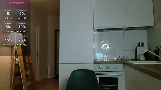 kira proxima 02 online show from 19, 2, 2025